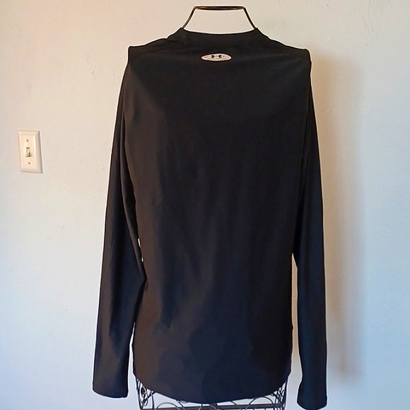 Under Armour cold gear compression long sleeve tee - Picture 6 of 10